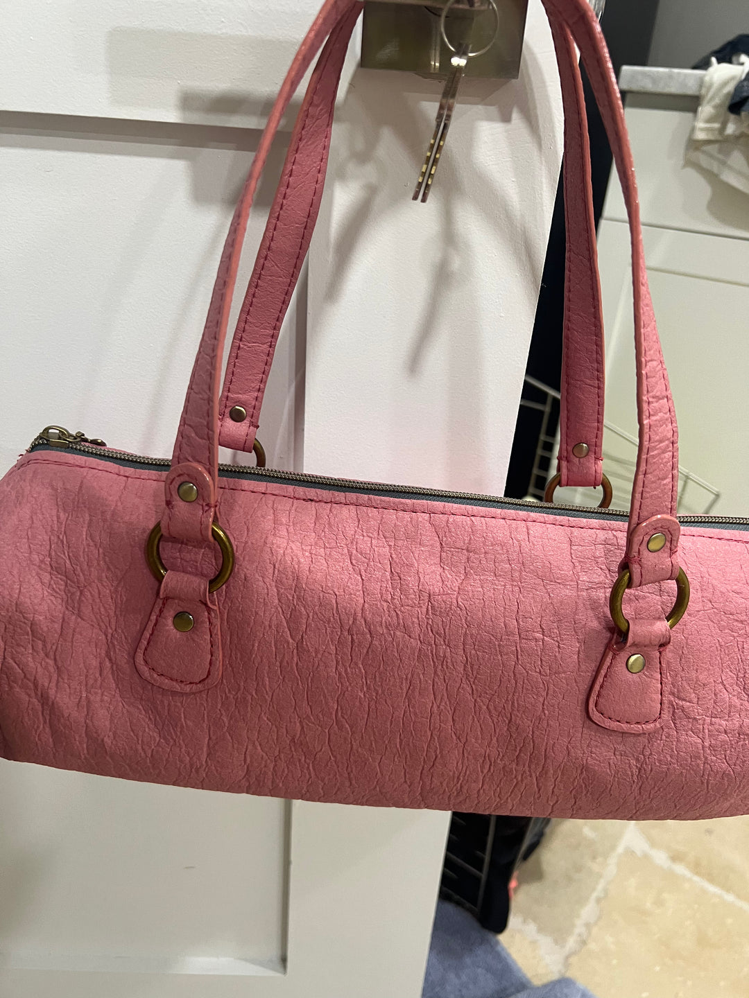 Pinatex Pineapple Leather Wine Bag