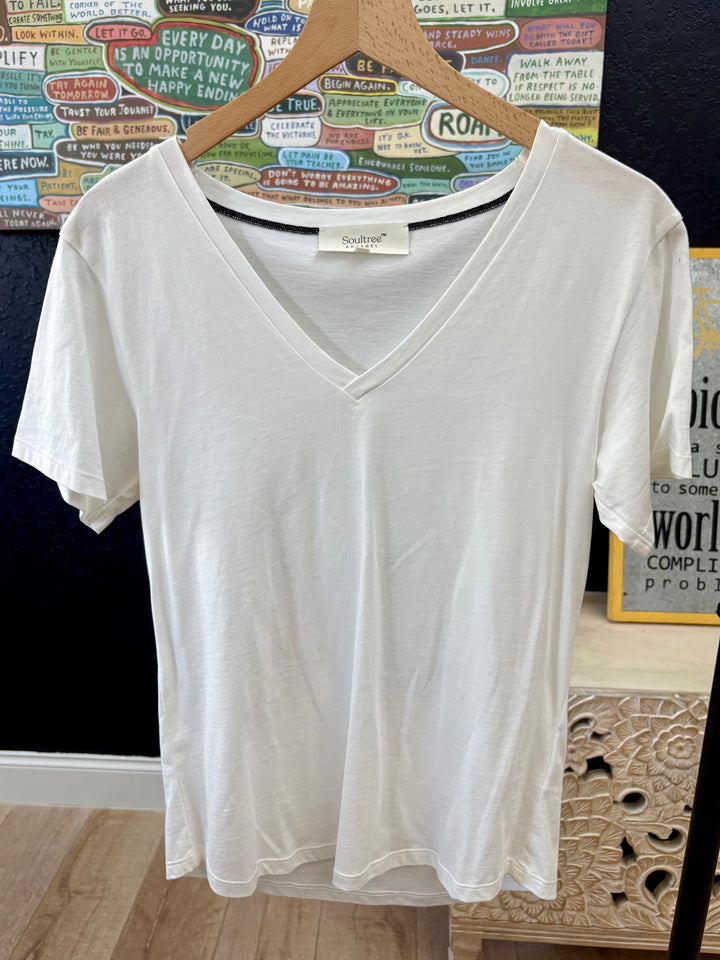 Women's Moth Tee