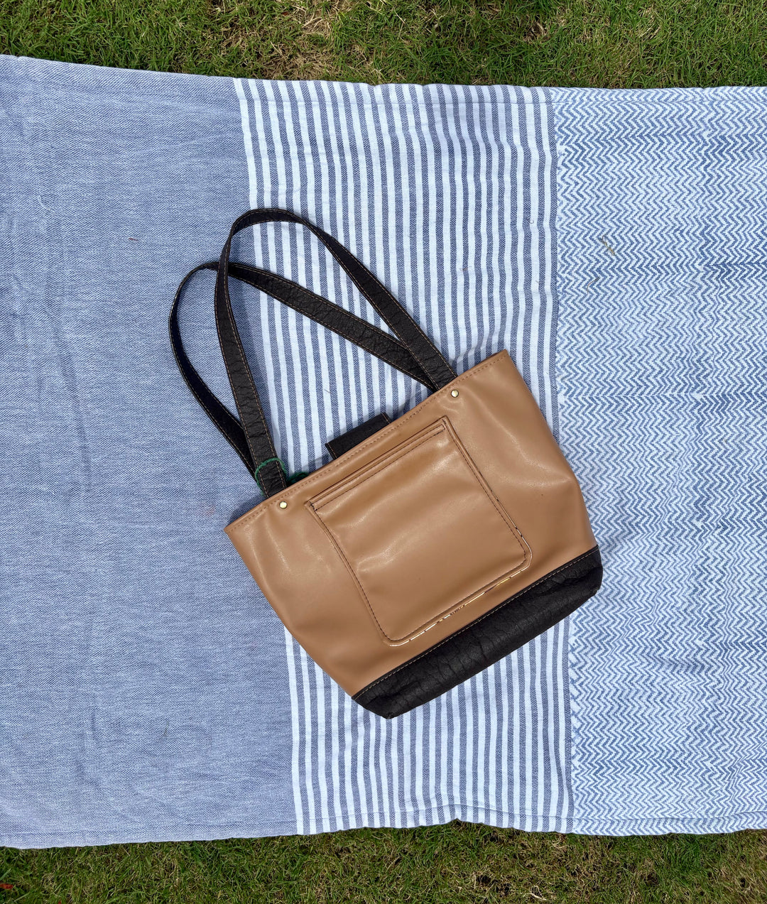 Vegea Grape Leather Tote