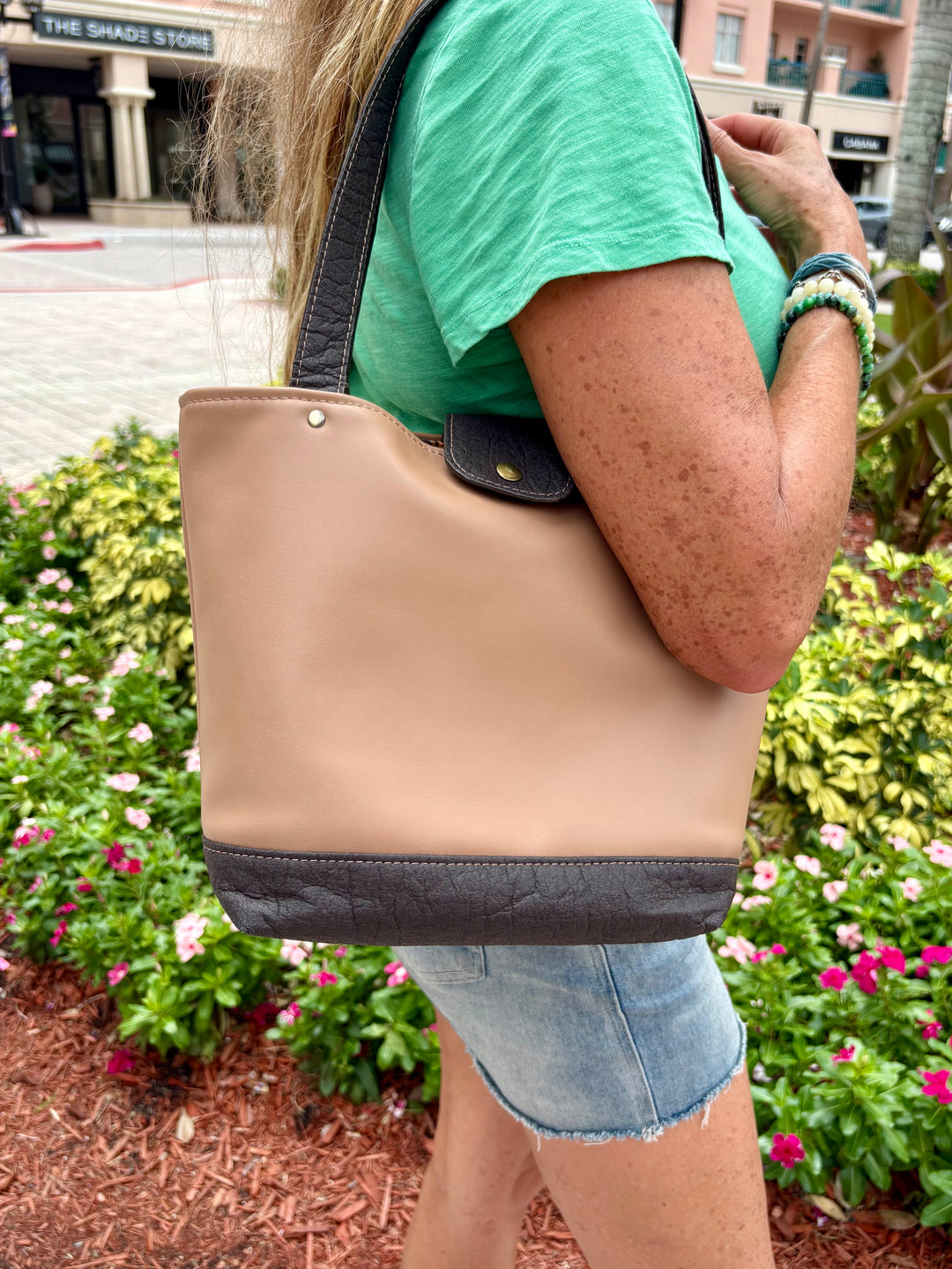 Vegea Grape Leather Tote