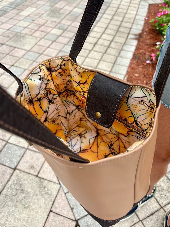 Vegea Grape Leather Tote
